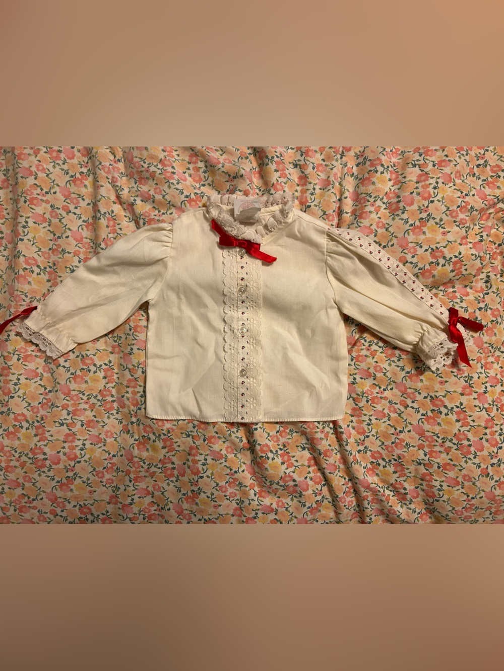 Baby vintage Cream Long-Sleeve Blouse with Red Ribbon Accents